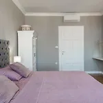 Luxury Peitho