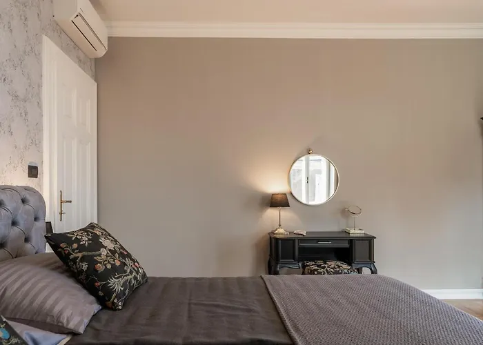 Luxury Peitho אופטיה