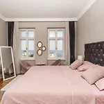 Apartment Luxury Peitho